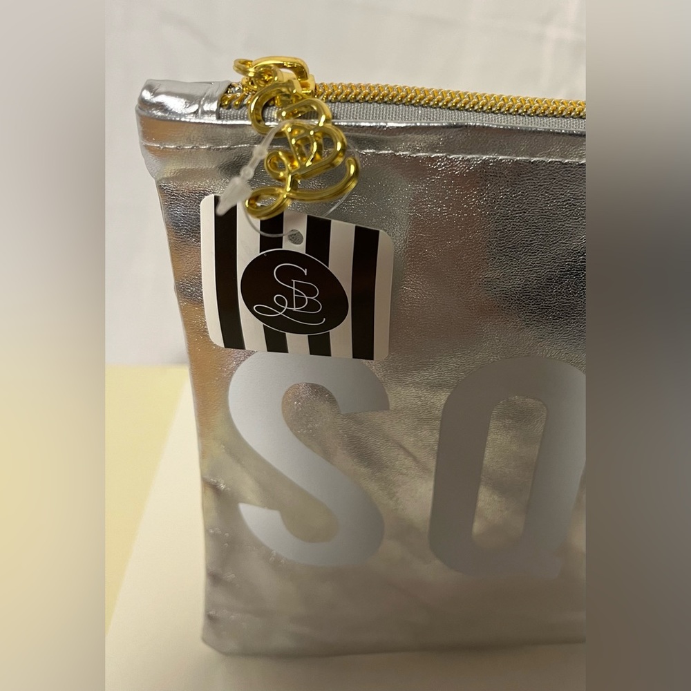NWT - 3pcs of Santa Barbara Design Studio Silver Metallic Pouch with Gold Zipper - Picture 3 of 9